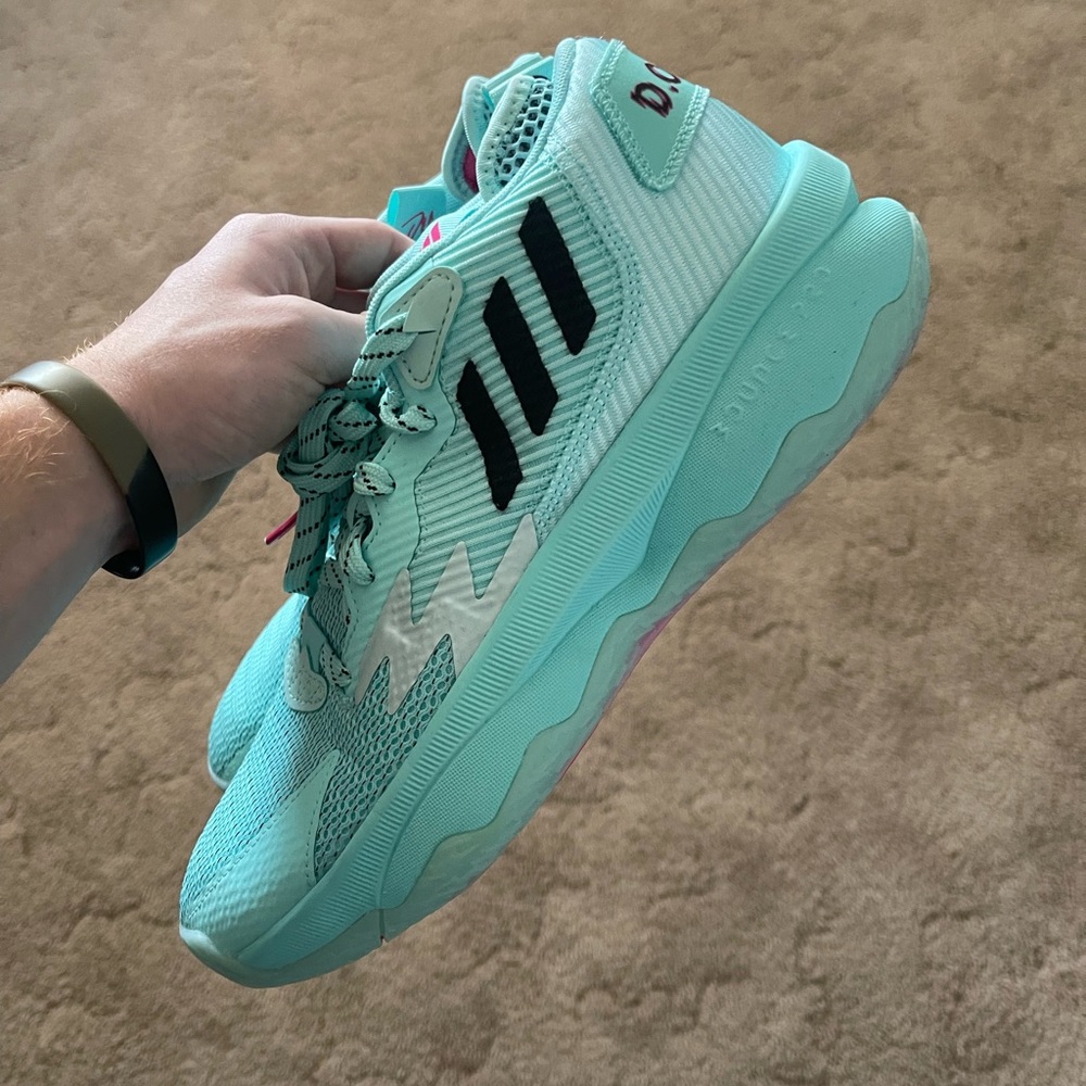 Dame 8 “Respect My Name” size 8